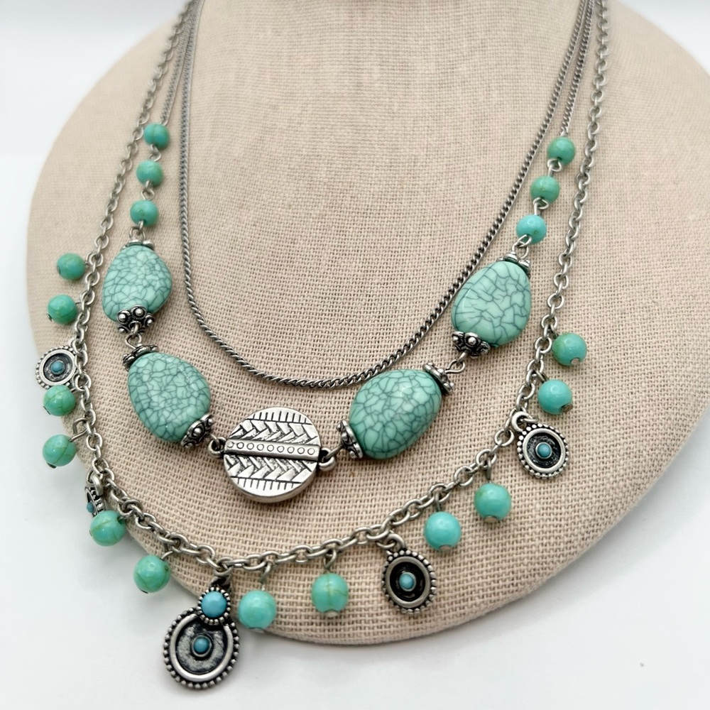 TURQUOISE COLORED SOUTHWESTERN NECKLACE